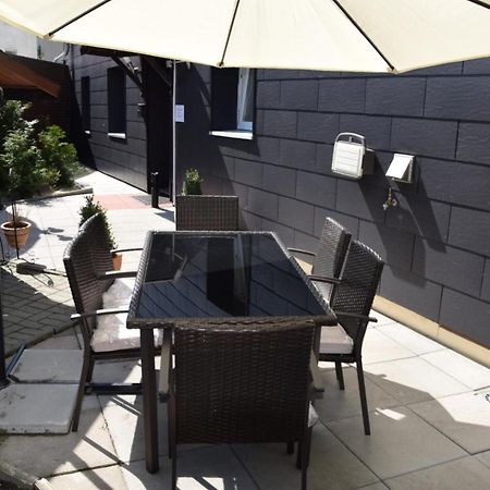 Femerosa Apartment - Mit Garten - Free Wifi براونشفايغ المظهر الخارجي الصورة