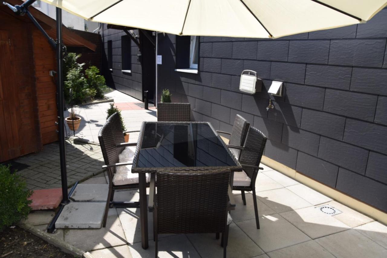 Femerosa Apartment - Mit Garten - Free Wifi براونشفايغ المظهر الخارجي الصورة